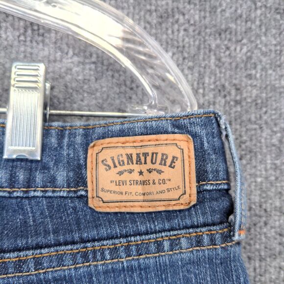 Levi's Women's Signature Jeans Blue 14 Long Low Rise Bootcut Denim Pockets - Picture 7 of 12